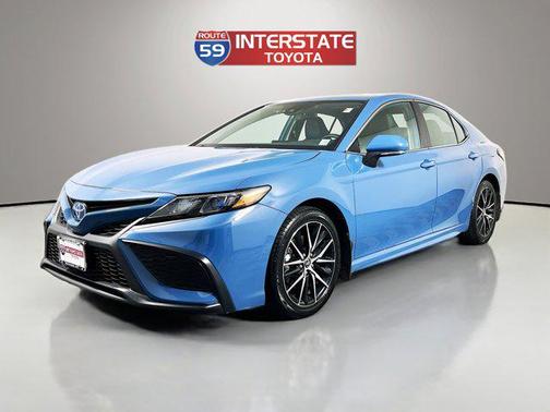 2024 Toyota Camry Hybrid SE