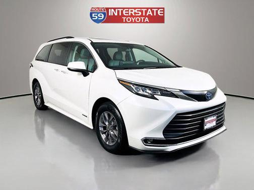 2021 Toyota Sienna XLE 7 Passenger