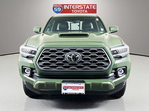 2022 Toyota Tacoma TRD Sport