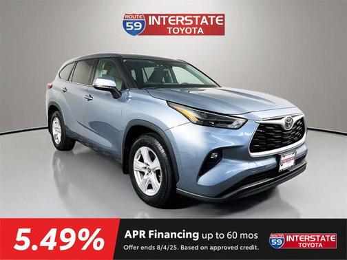 2022 Toyota Highlander LE