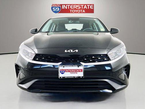 Aurora Black 2023 Kia Forte LXS