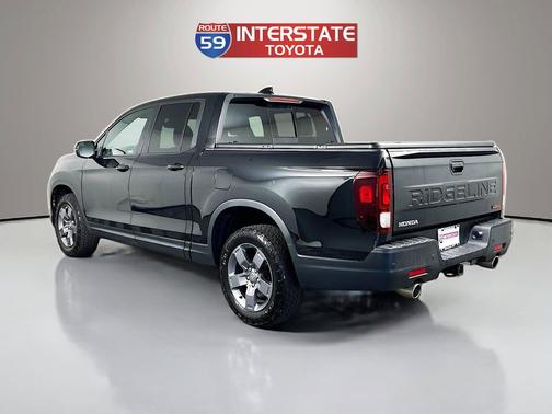 Crystal Black Pearl 2024 Honda Ridgeline TrailSport
