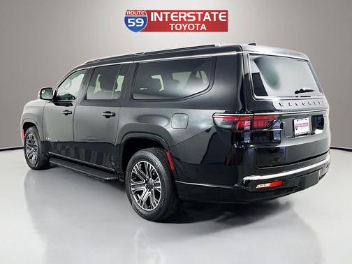 Diamond Black Crystal Pearlcoat 2024 Jeep Wagoneer L Series II 4x4