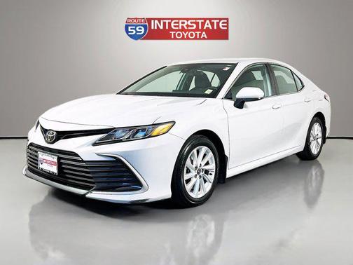 Ice Cap 2023 Toyota Camry LE