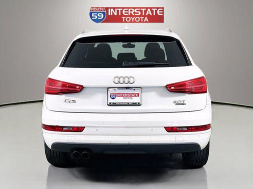 White 2016 Audi Q3 2.0T Premium Plus