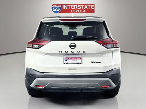 Pearl White Tricoat 2021 Nissan Rogue SV