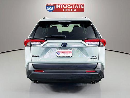 2023 Toyota RAV4 Hybrid XLE