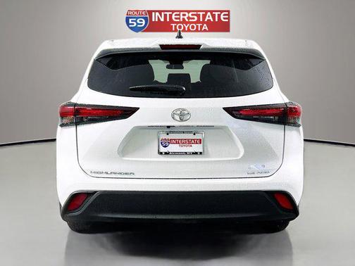 2025 Toyota Highlander 