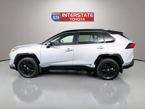 2023 Toyota RAV4 Hybrid SE