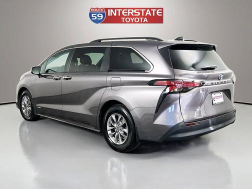 Predawn Gray Mica 2021 Toyota Sienna XLE 7 Passenger