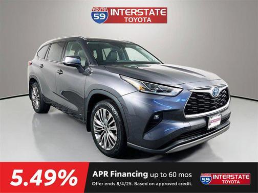2022 Toyota Highlander Hybrid Platinum