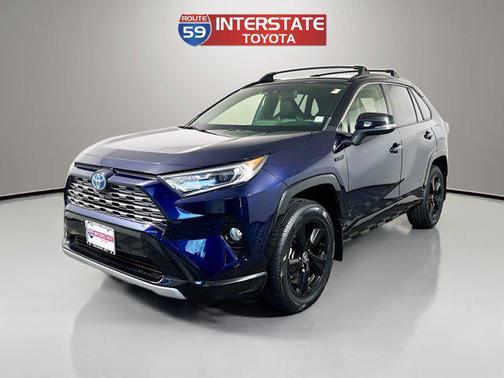 2020 Toyota RAV4 Hybrid SE