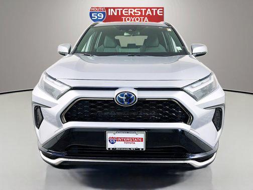 2024 Toyota RAV4 Prime SE