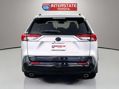 2024 Toyota RAV4 Prime SE