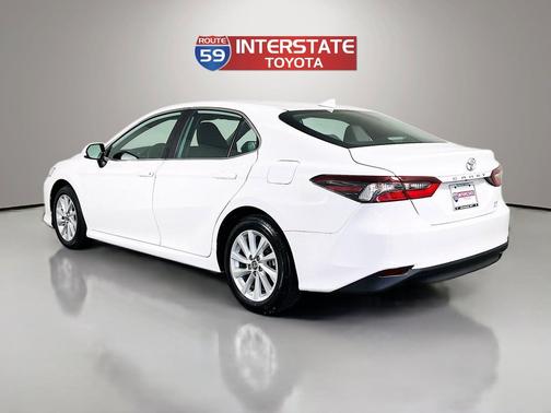 Ice Cap 2024 Toyota Camry LE