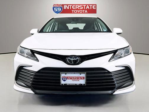 Ice Cap 2024 Toyota Camry LE