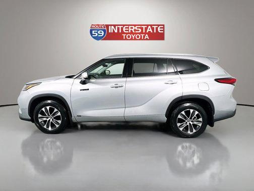 2021 Toyota Highlander Hybrid XLE