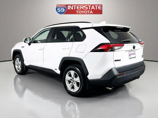 2021 Toyota RAV4 Hybrid XLE