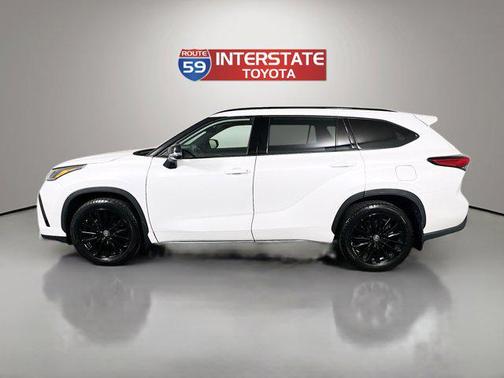 2023 Toyota Highlander XSE