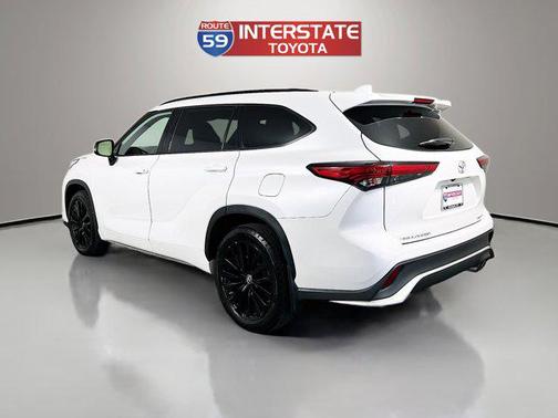 2023 Toyota Highlander XSE