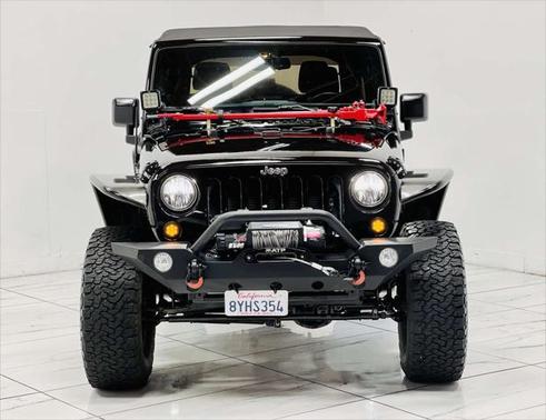 Photo 3 of 46 of 2016 Jeep Wrangler Unlimited Sport