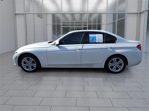 2018 BMW 330 i