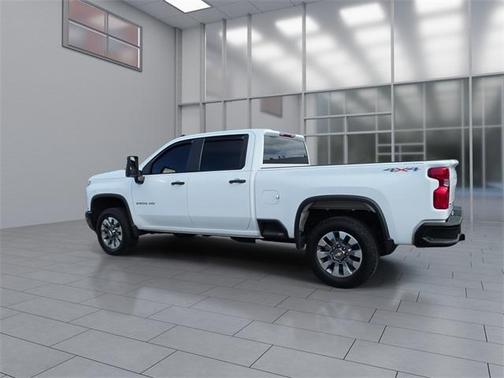 2024 Chevrolet Silverado 2500 Custom