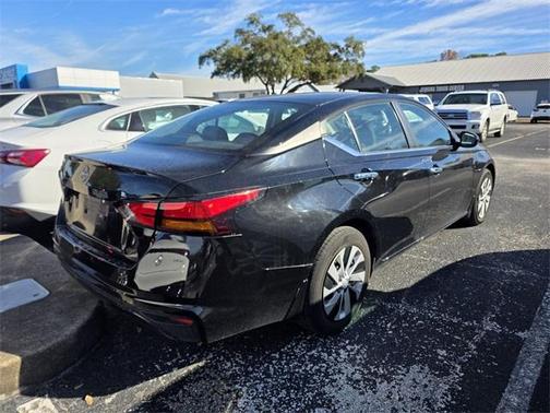 2023 Nissan Altima 2.5 S