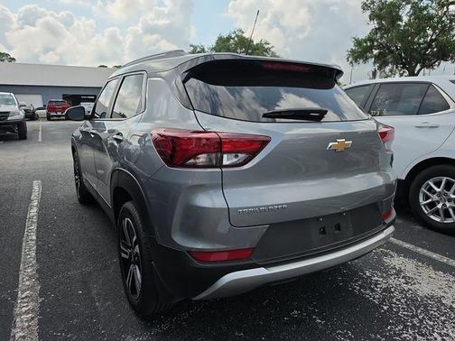 Sterling Gray Metallic 2023 Chevrolet Trailblazer LT