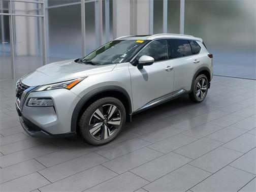 2022 Nissan Rogue SL