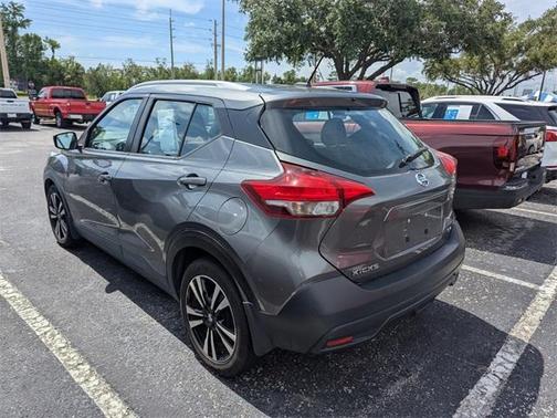 2019 Nissan Kicks SV