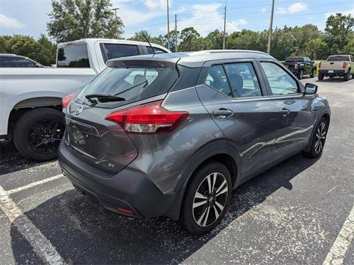2019 Nissan Kicks SV