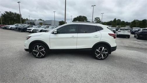 2021 Nissan Rogue Sport SL