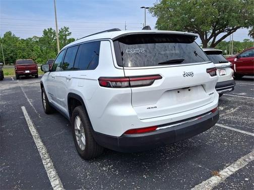 2023 Jeep Grand Cherokee L Laredo
