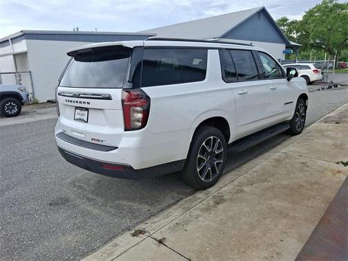 2021 Chevrolet Suburban RST