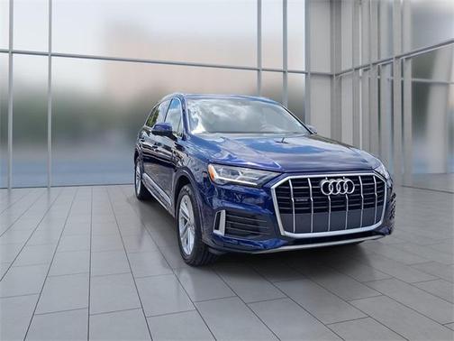 2021 Audi Q7 45 Premium Plus