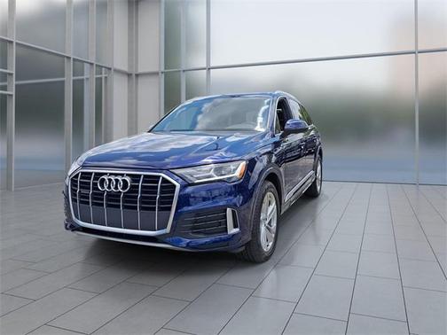 2021 Audi Q7 45 Premium Plus