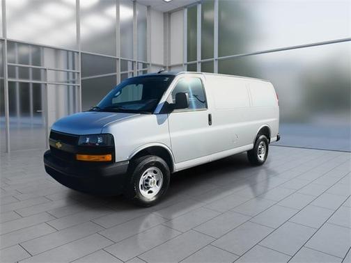 2025 Chevrolet Express 3500 Work Van