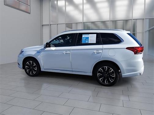 2018 Mitsubishi Outlander PHEV GT