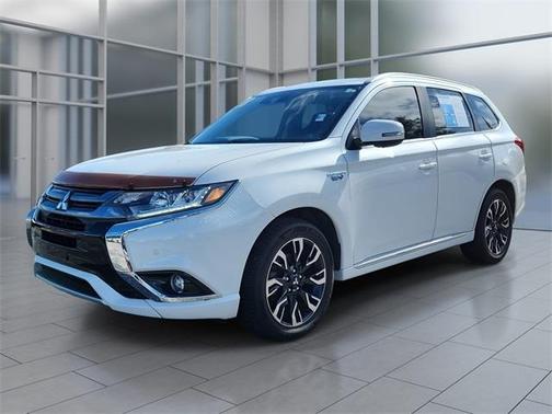 2018 Mitsubishi Outlander PHEV GT