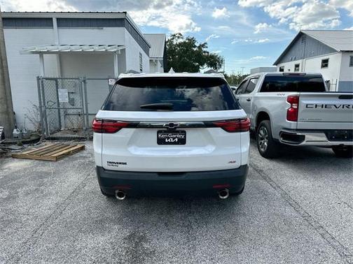 2023 Chevrolet Traverse RS