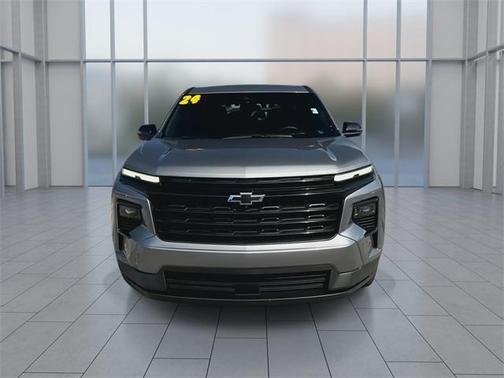 2024 Chevrolet Traverse LS