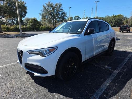 2020 Alfa Romeo Stelvio Base