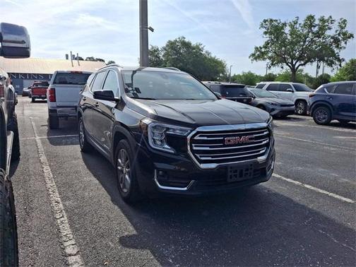 2024 GMC Terrain SLT