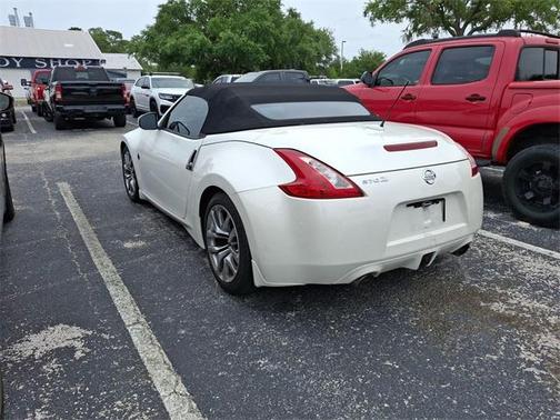 2010 Nissan 370Z Touring