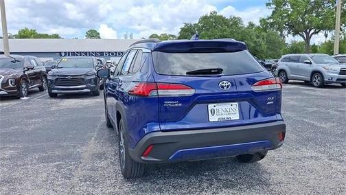 2024 Toyota Corolla Cross XLE