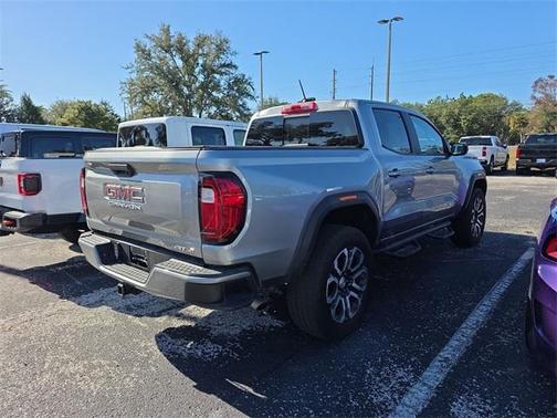 2024 GMC Canyon AT4
