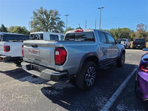 2024 GMC Canyon AT4