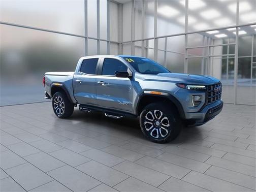 2024 GMC Canyon AT4