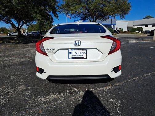 Photo 5 of 31 of 2018 Honda Civic EX